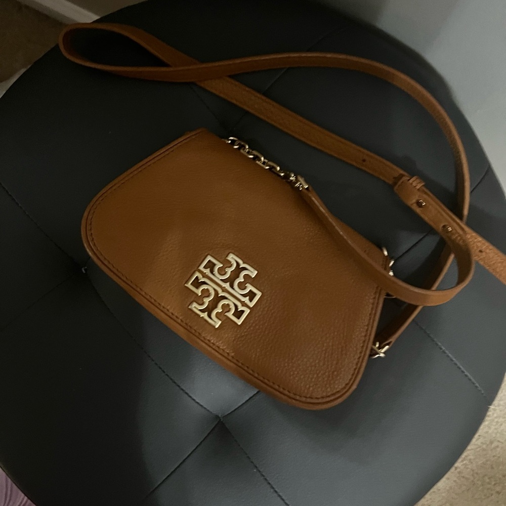 Tory Burch crossbody (chain strap)